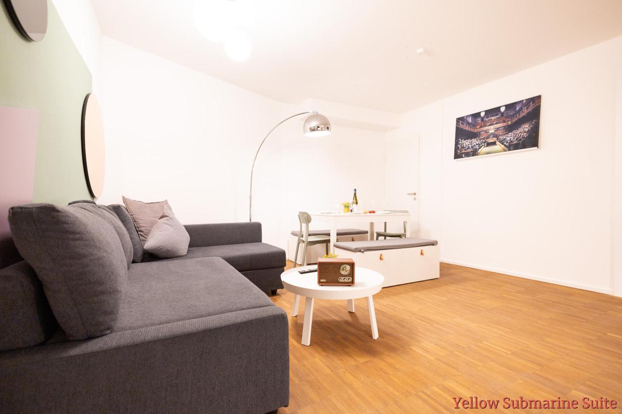 Ko-Living - Beatles Und Banksy Suites & Studios Am Eselsbrunnen - Altstadt - Kueche Halle (Saale) Exterior foto